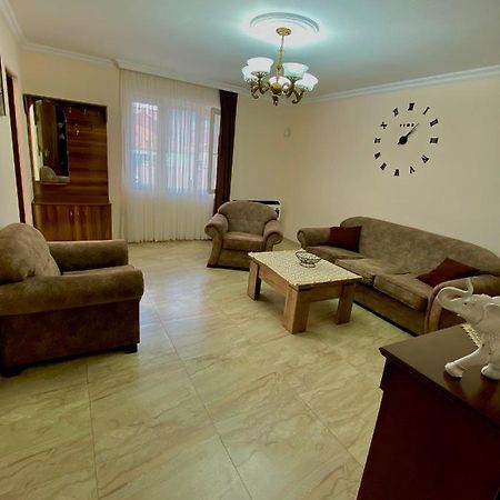 Family Home Батуми Экстерьер фото